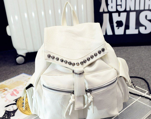 Белый Кожаный рюкзак с шипами 012