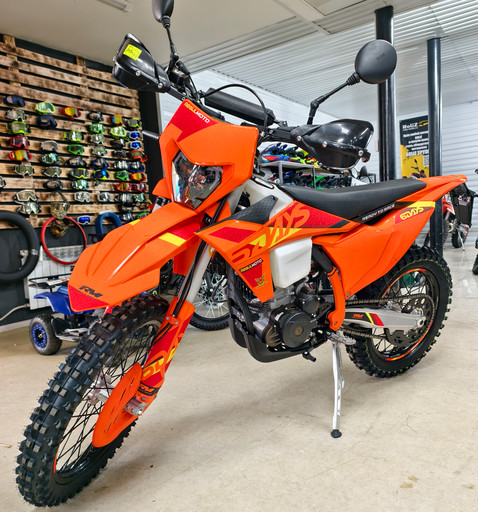 Мотоцикл Regulmoto SIX DAYS