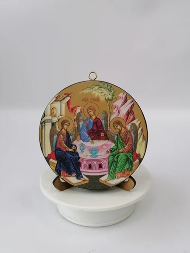 Освященная круглая икона на дереве "Святая Троица". Диаметр 19 см. Толщина 2 см, арт К074