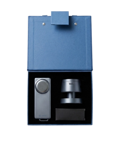 N0135 - Премиальный корпоративный технологический подарочный набор «Свет и Энергия» - ночник‑беспроводная зарядка X6 + Пауэрбанк  (10 000 mAh, до 45W) в подарочном формате с нанесением вашего логотипа