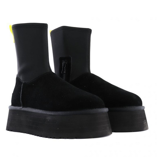 ugg classic dipper black