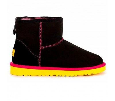 UGG CLASSIC MINI II BLACK-YELLOW