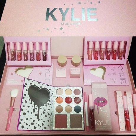 Подарочный набор косметики Kylie I WANT IT ALL (розовый)