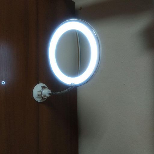 Гибкое зеркало для макияжа с LED подсветкой Ultra Flexible mirror с увеличением 10X