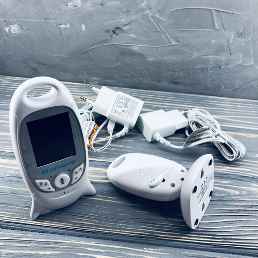 Видеоняня Baby Monitor VB - 601 на аккумуляторах с двусторонней связью, мелодиями и термометром