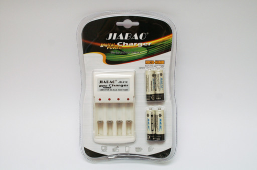 Зарядное JIABAO JB-212 + аккумуляторы 4шт 2500mAh АА пальчик