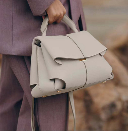 Сумка женская стильная модель из премиальной кожи