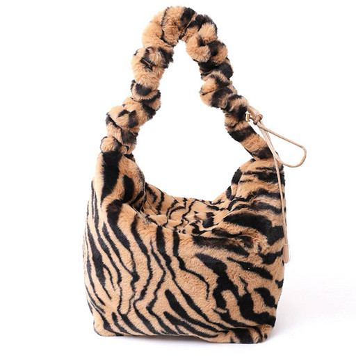 Эффектная женская сумка