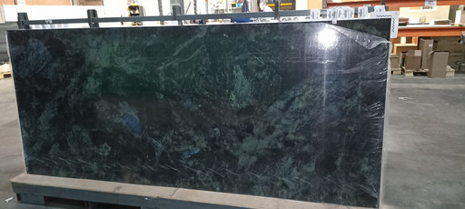 Madagascar Green Polished 120x280