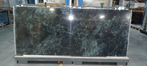 Madagascar Green Polished 120x280