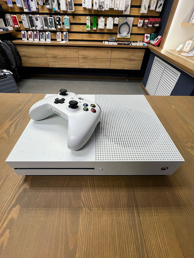 Игровая приставка Microsoft Xbox One S 1 Tb белый