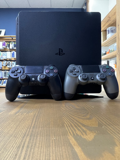 Игровая приставка Sony PlayStation 4 Slim 500 ГБ HDD, 2 Геймпада + Подставка